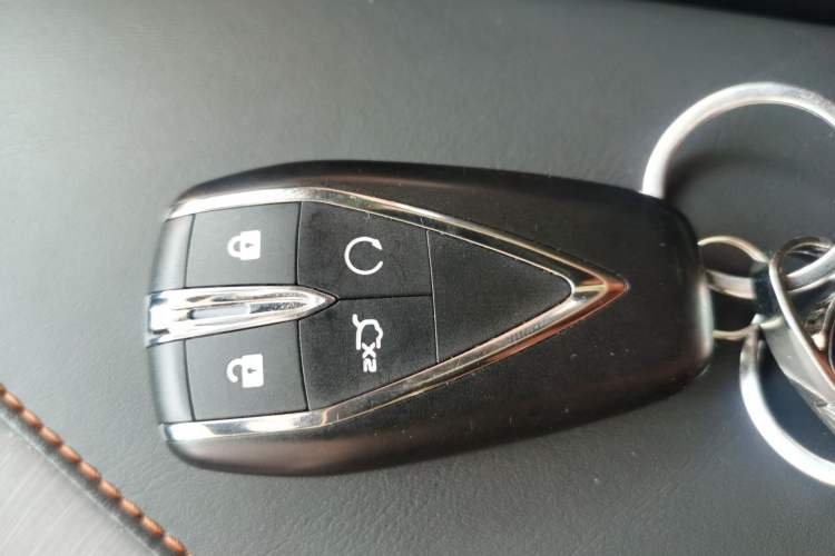 Used CHANGAN UNI-V 2022 1.5T Prestige Version Vehicle Key