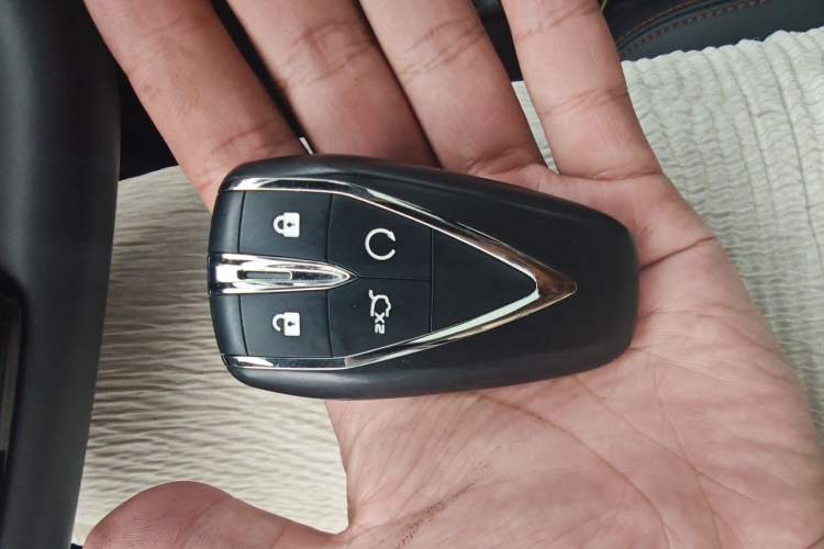 Used CHANGAN UNI-V 2022 1.5T Sport Edition Vehicle Key