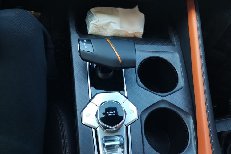 Used CHANGAN UNI-V 2022 1.5T Prestige Version Gear Lever