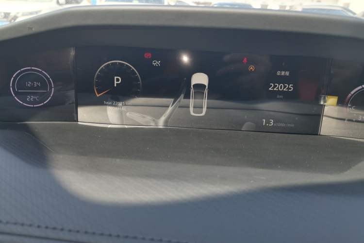 Used CHANGAN UNI-V 2022 1.5T Prestige Version Instrument Cluster