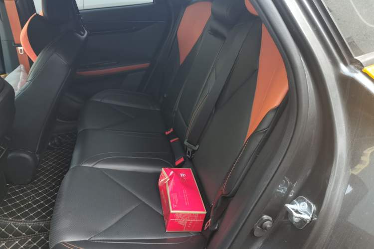 Used CHANGAN UNI-V 2022 1.5T Prestige Version Interior 4