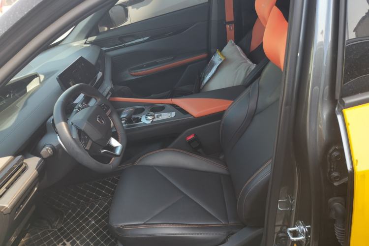 Used CHANGAN UNI-V 2022 1.5T Prestige Version Left Front Seat