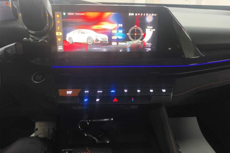 Used CHANGAN UNI-V 2023 1.5T Sport Edition Audio And AC Panel