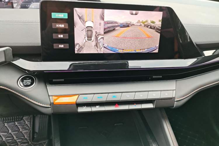 Used CHANGAN UNI-V 2023 1.5T Prestige Model Audio And AC Panel