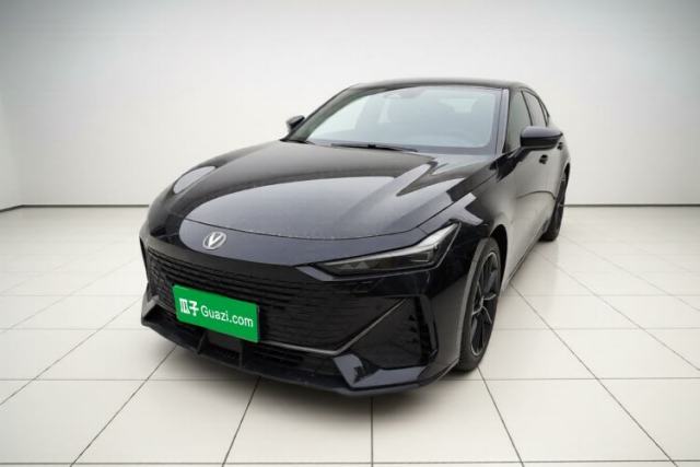 Used CHANGAN UNI-V 2023 1.5T Prestige Model