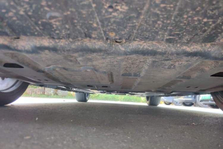 Used CHANGAN UNI-V 2023 1.5T Sport Edition Chassis Front