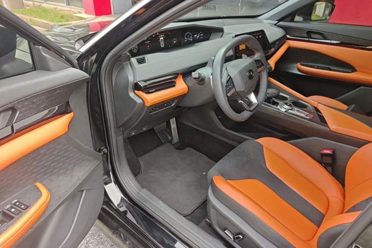 Used CHANGAN UNI-V 2023 1.5T Sport Edition Driver Seat