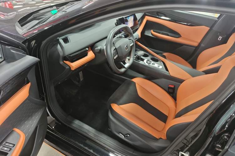 Used CHANGAN UNI-V 2023 2.0T Sport Edition Driver Seat
