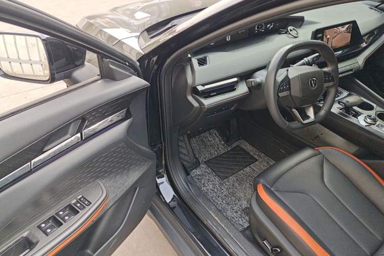 Used CHANGAN UNI-V 2023 1.5T Prestige Model Driver Seat