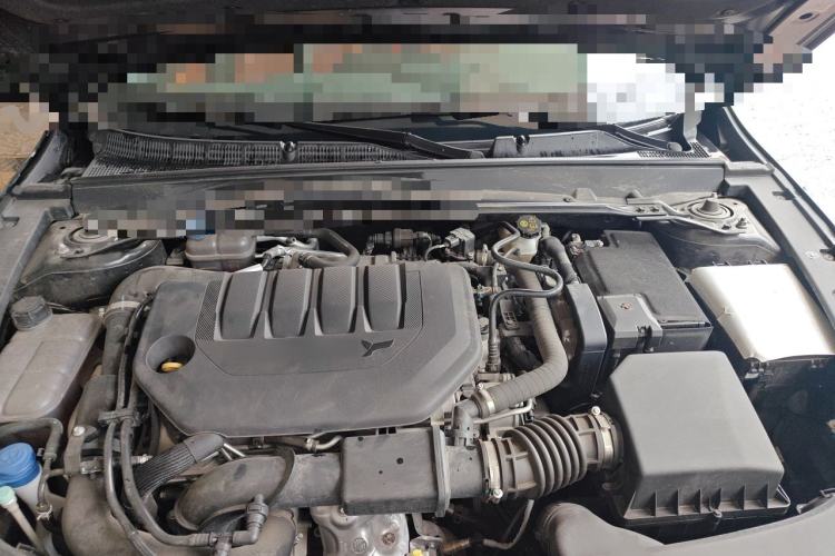 Used CHANGAN UNI-V 2023 2.0T Sport Edition Engine Bay