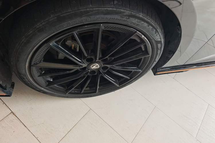Used CHANGAN UNI-V 2023 1.5T Sport Edition Exterior 3