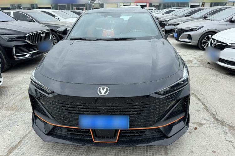 Used CHANGAN UNI-V 2023 1.5T Sport Edition Exterior 4
