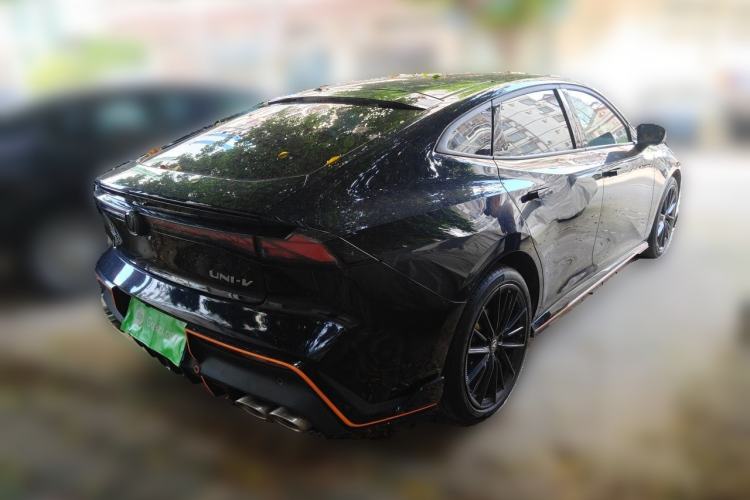 Used CHANGAN UNI-V 2023 1.5T Sport Edition Exterior 5