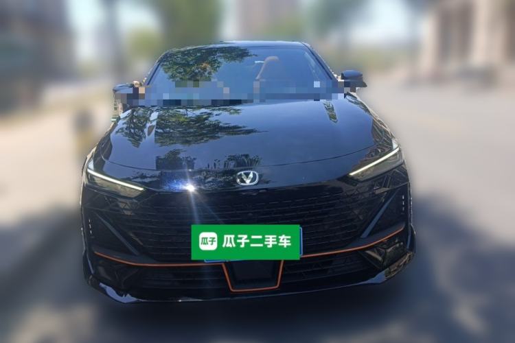 Used CHANGAN UNI-V 2023 1.5T Sport Edition Front