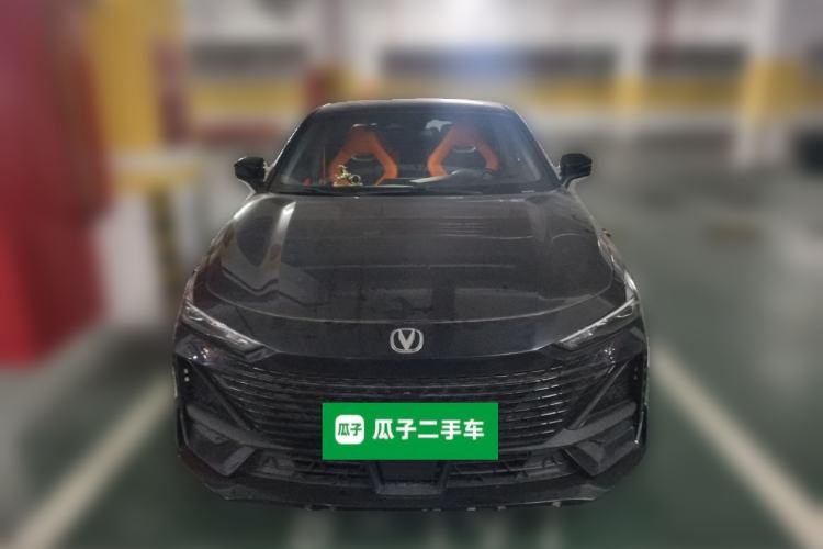 Used CHANGAN UNI-V 2023 1.5T Sport Edition Front