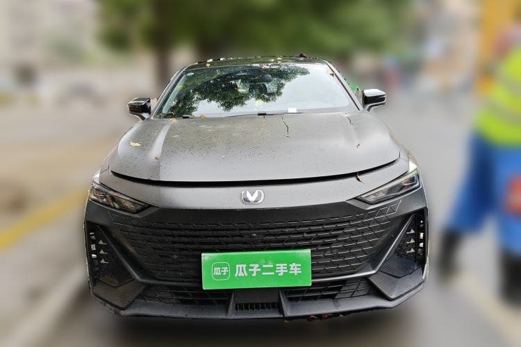 Used CHANGAN UNI-V 2023 1.5T Prestige Model Front