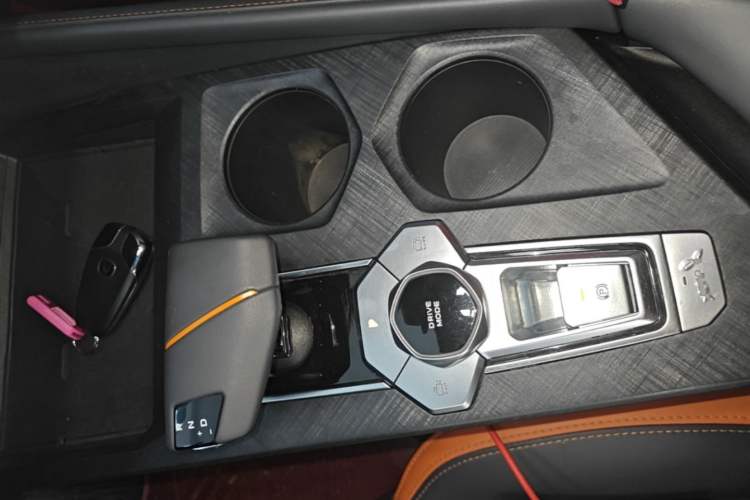 Used CHANGAN UNI-V 2023 1.5T Prestige Model Gear Lever