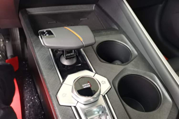 Used CHANGAN UNI-V 2023 1.5T Prestige Model Gear Lever