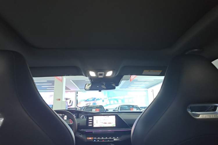 Used CHANGAN UNI-V 2023 1.5T Prestige Model Headliner