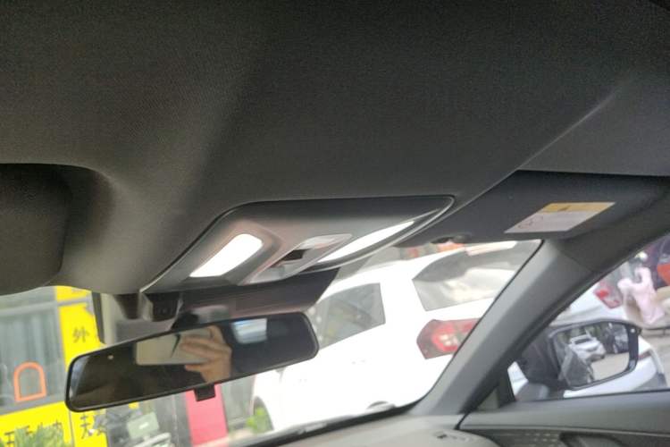 Used CHANGAN UNI-V 2023 1.5T Prestige Model Headliner