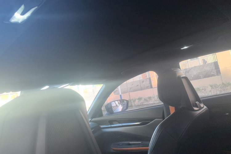 Used CHANGAN UNI-V 2023 1.5T Sport Edition Headliner