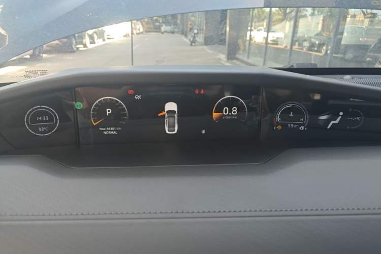 Used CHANGAN UNI-V 2023 1.5T Prestige Model Instrument Cluster