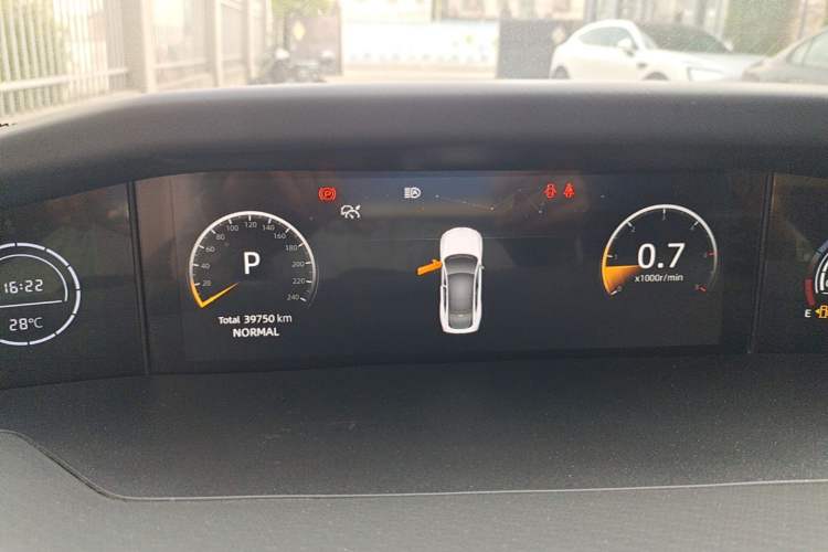 Used CHANGAN UNI-V 2023 1.5T Prestige Model Instrument Cluster