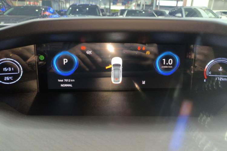 Used CHANGAN UNI-V 2023 2.0T Leading-Speed Edition Instrument Cluster