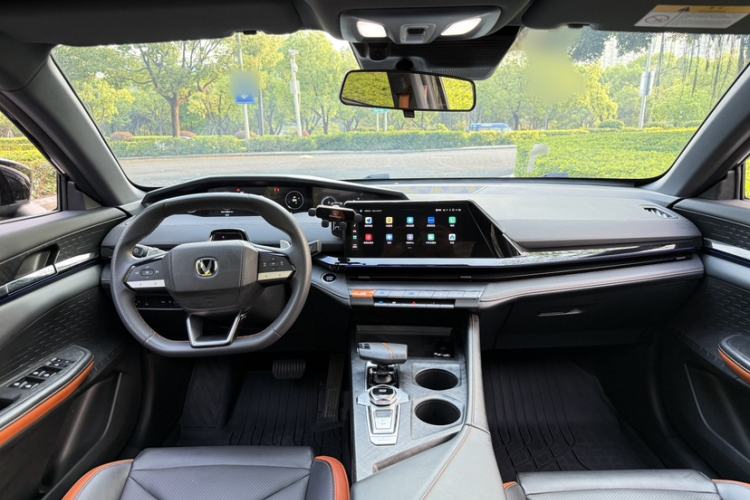 Used CHANGAN UNI-V 2023 1.5T Prestige Model Interior 6