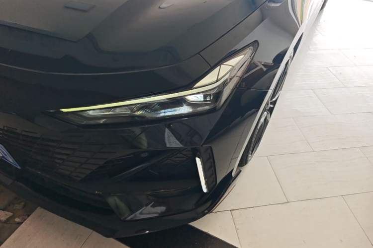 Used CHANGAN UNI-V 2023 1.5T Sport Edition Left Front Headlight