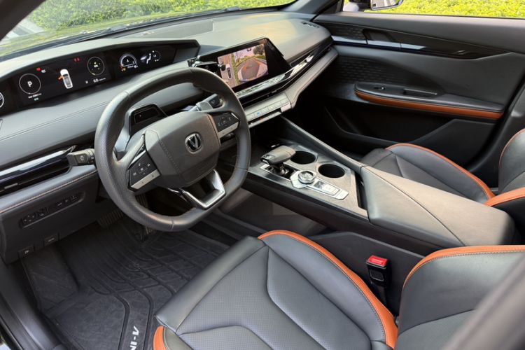 Used CHANGAN UNI-V 2023 1.5T Prestige Model Left Front Seat