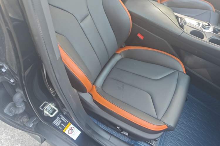 Used CHANGAN UNI-V 2023 1.5T Prestige Model Right Front Seat