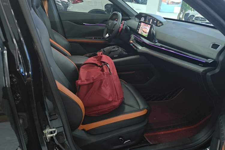 Used CHANGAN UNI-V 2023 1.5T Prestige Model Right Front Seat