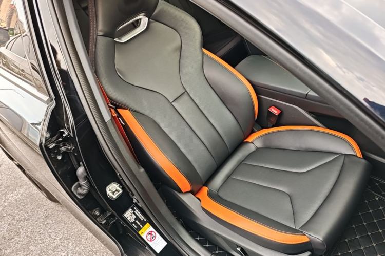 Used CHANGAN UNI-V 2023 1.5T Prestige Model Right Front Seat