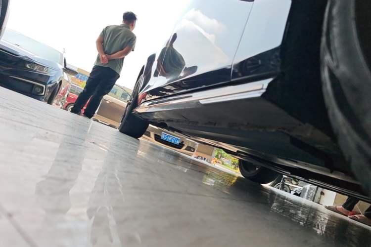 Used CHANGAN UNI-V 2023 1.5T Sport Edition Right Side Sill
