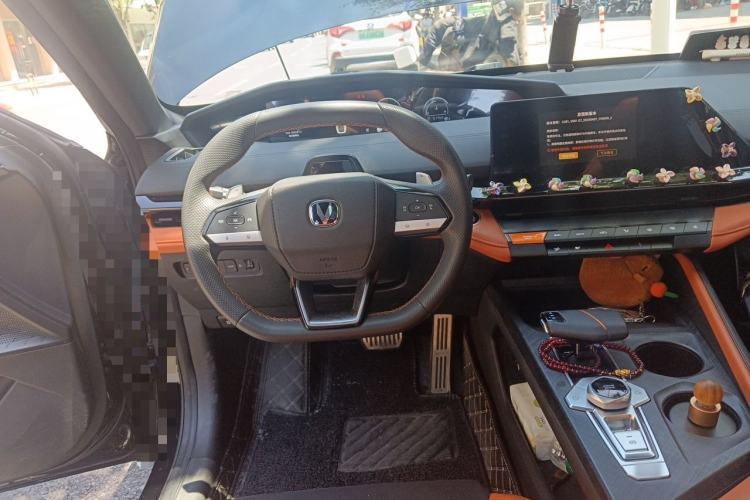 Used CHANGAN UNI-V 2023 1.5T Sport Edition Steering Wheel