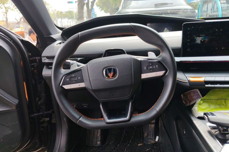 Used CHANGAN UNI-V 2023 1.5T Prestige Model Steering Wheel