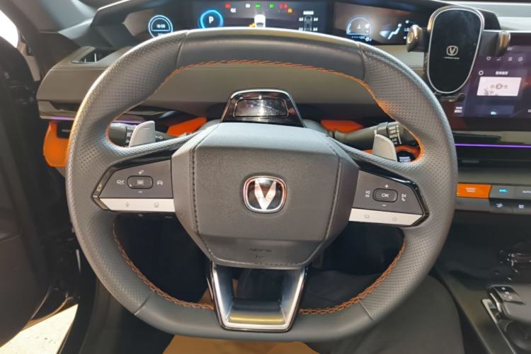 Used CHANGAN UNI-V 2023 2.0T Leading-Speed Edition Steering Wheel