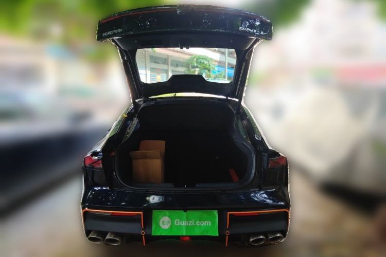 Used CHANGAN UNI-V 2023 1.5T Sport Edition Trunk