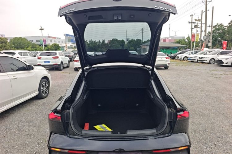 Used CHANGAN UNI-V 2023 1.5T Prestige Model Trunk