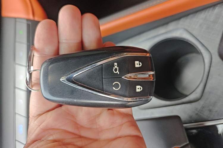 Used CHANGAN UNI-V 2023 1.5T Sport Edition Vehicle Key