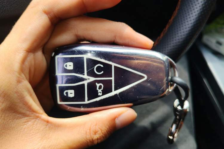 Used CHANGAN UNI-V 2023 1.5T Prestige Model Vehicle Key