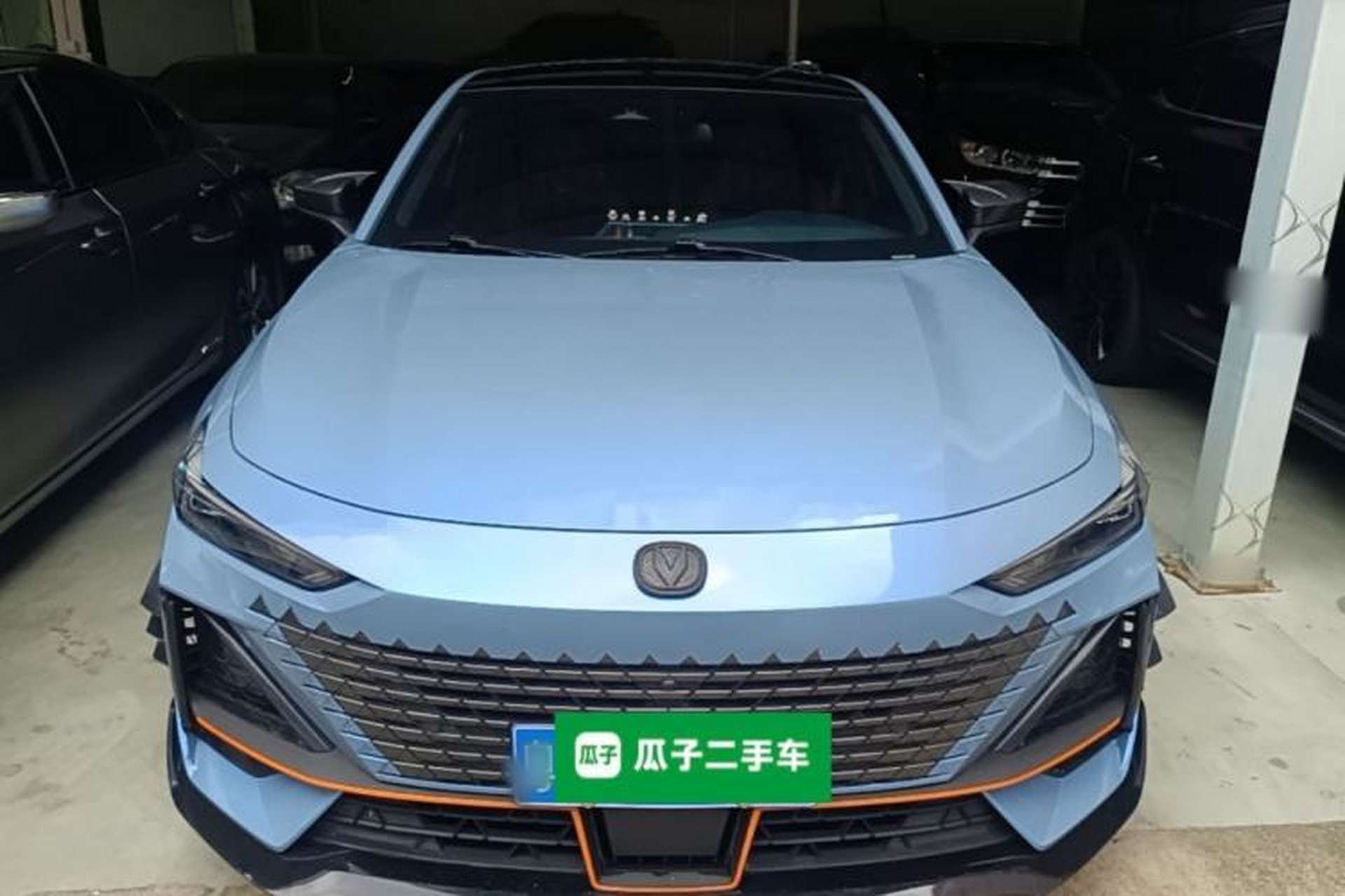Used CHANGAN UNI-V 2023 1.5T Sport Edition Front