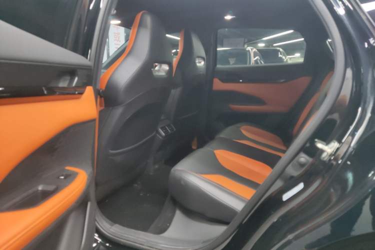 Used CHANGAN UNI-V 2023 1.5T Sport Edition Interior 7