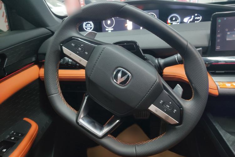 Used CHANGAN UNI-V 2023 1.5T Sport Edition Steering Wheel