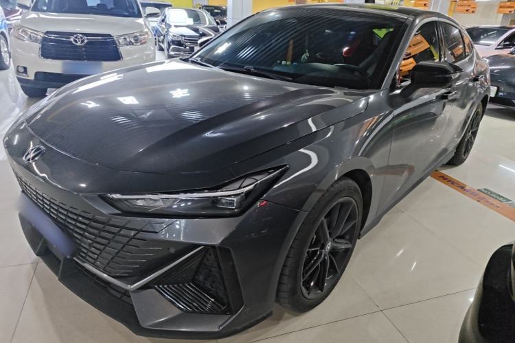 Used CHANGAN UNI-V 2023 1.5T Prestige Model Guazi used car, China used car export, Used car for sale, Used CHANGAN cars, Cheapest cars for sale