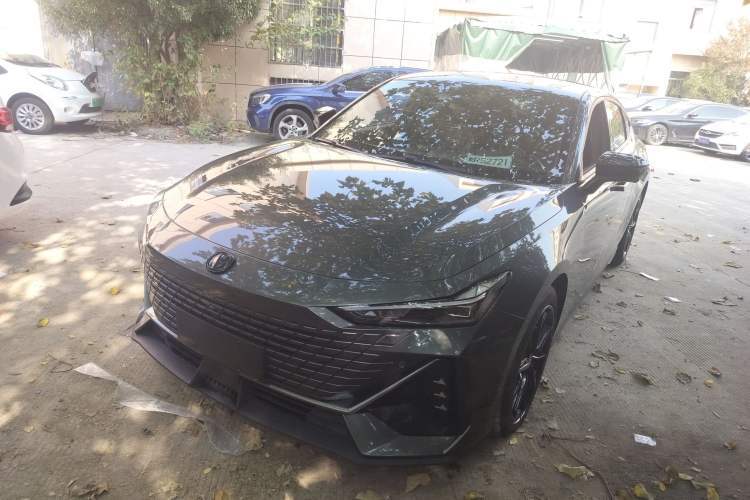 Ojetý CHANGAN UNI-V 2023 1.5T Prestige Model Guazi used car, China used car export, Used car for sale, Used  cars, Cheapest cars for sale