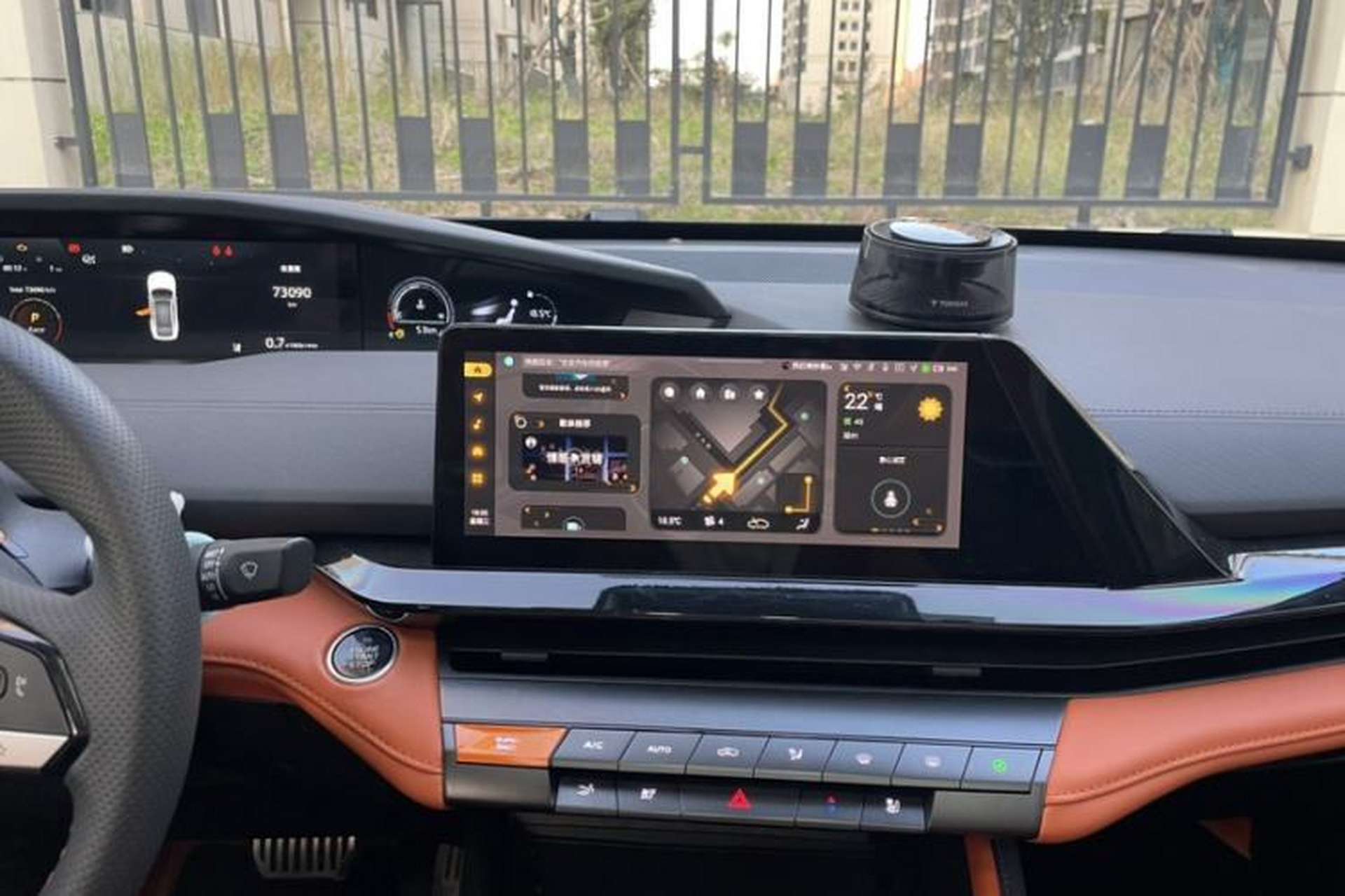 Used CHANGAN UNI-V 2023 2.0T Leading-Speed Edition Audio And AC Panel