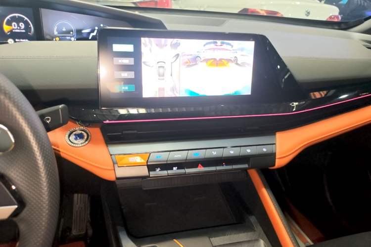 Used CHANGAN UNI-V 2023 1.5T Sport Edition Audio And AC Panel