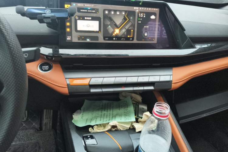 Used CHANGAN UNI-V 2023 1.5T Sport Edition Audio And AC Panel